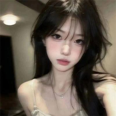 蔷薇少女封面